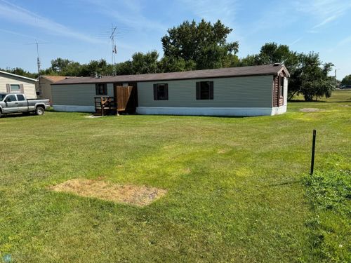 605 6 1/2 Ave, Milnor, ND, 58060-4405 | Card Image