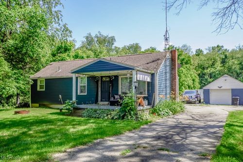 8160 Navarre Rd Sw, Massillon, OH, 44646-9472 | Card Image