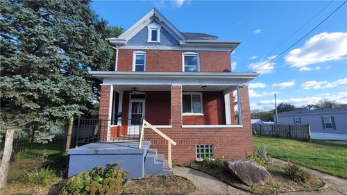 20 S 2nd St, Youngwood, PA, 15697-1604 | Card Image