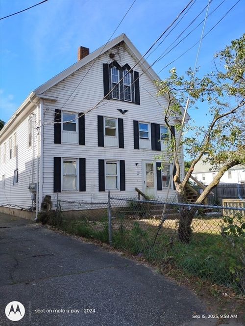 60 Pulaski St, Ware, MA, 01082-1472 | Card Image