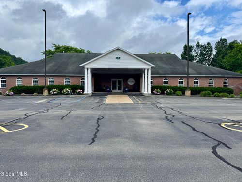 5 Mountain Ledge, Wilton, NY, 12831-1856 | Card Image