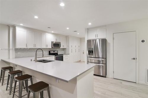 26-307 Bonnie Brae Way, Hollywood, FL, 33021-2903 | Card Image