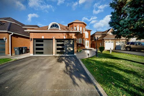22 Blackwell Pl, Brampton, ON, L6W4M2 | Card Image