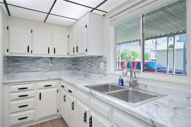 Kitchen | Image 21