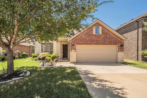 15505 Bluffdale Dr, Roanoke, TX, 76262-1345 | Card Image