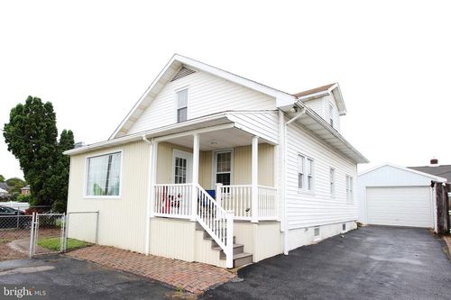 7507 Governor Printz Blvd, CLAYMONT, DE, 19703-2414 | Card Image