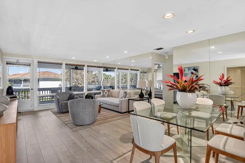 4044-19811 Boca West Dr, Boca Raton, FL, 33434-3218 | Card Image