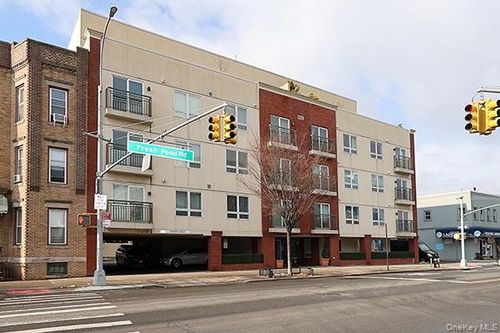 apt-5c-6334 Fresh Pond Rd, Ridgewood, NY, 11385-2664 | Card Image