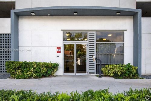 apt-601-36 Nw 6th Ave, Miami, FL, 33128-1564 | Card Image