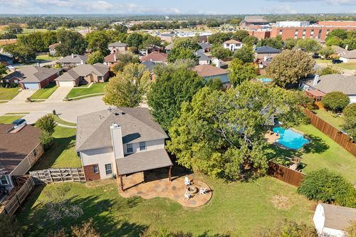 3304 Olympus Ct, Corinth, TX, 76210-1706 | Card Image