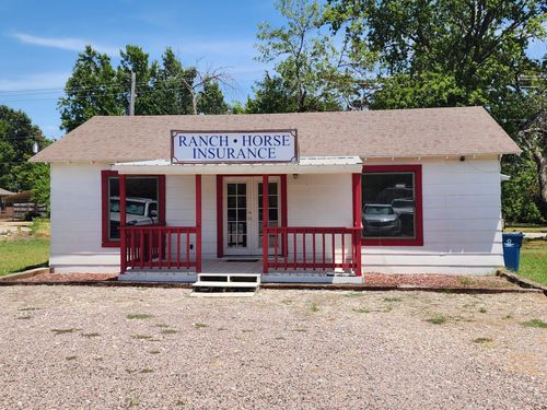 203 S Ray Roberts Pkwy, Tioga, TX, 76271-3528 | Card Image