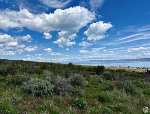 16-427 W Bluegrass Way, Garden City, UT, 84028-7828 | Card Image