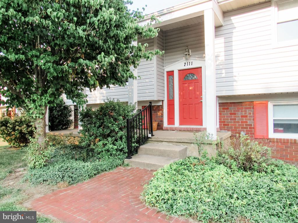 Fountain Hill Dr, Lutherville Timonium, MD 21093