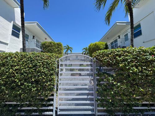 11-935 8th St, Miami Beach, FL, 33139-6007 | Card Image
