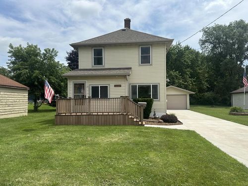 2119 Northwestern Avenue, West Bend, WI, 53090 | Card Image