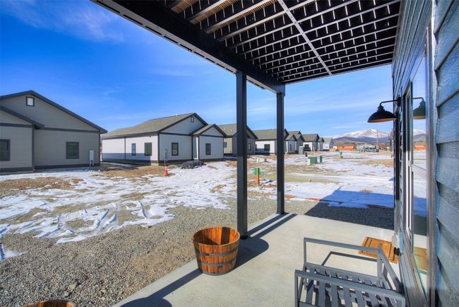 Torrey Model Home Photos. Same model home by same builder. | Image 35