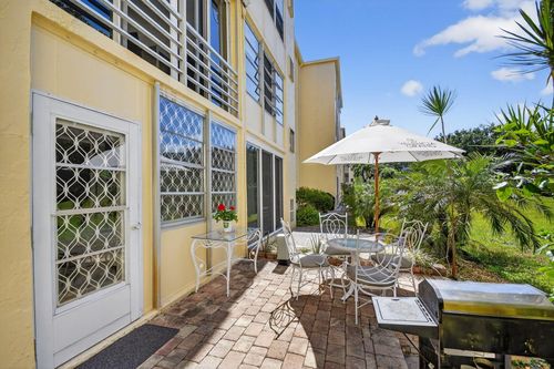 1060-2615 Ne 3rd Ct, Boynton Beach, FL, 33435-1401 | Card Image