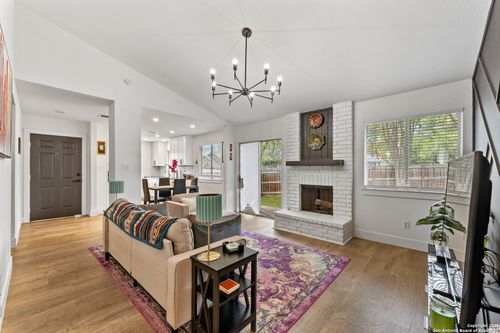 3322 Stoney Mist, San Antonio, TX, 78247-3951 | Card Image