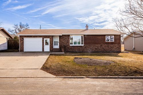 305 Webster St, Lisbon, ND, 58054-4535 | Card Image