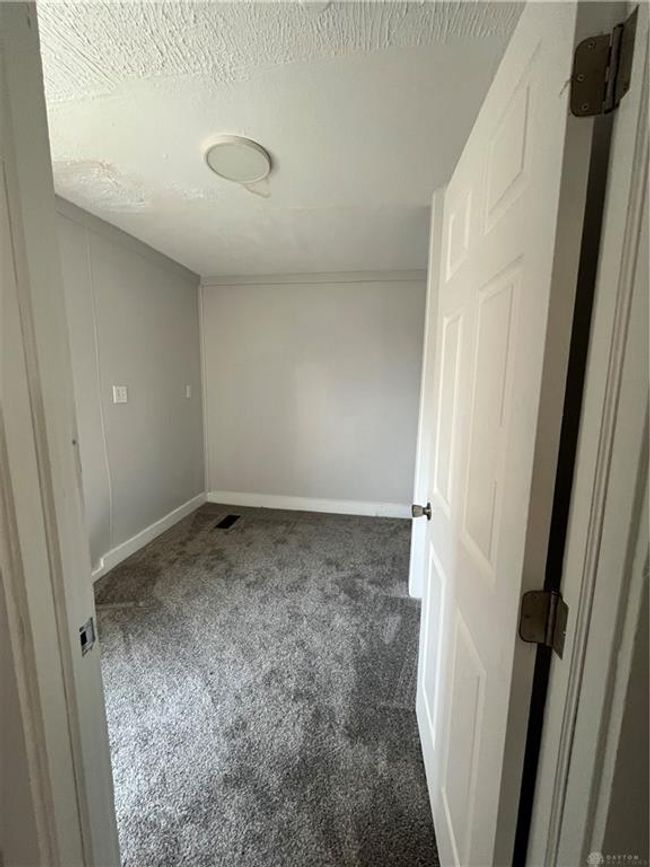 400 S Detroit St, House other with 4 bedrooms, 2 bathrooms and null parking in Xenia OH | Image 16