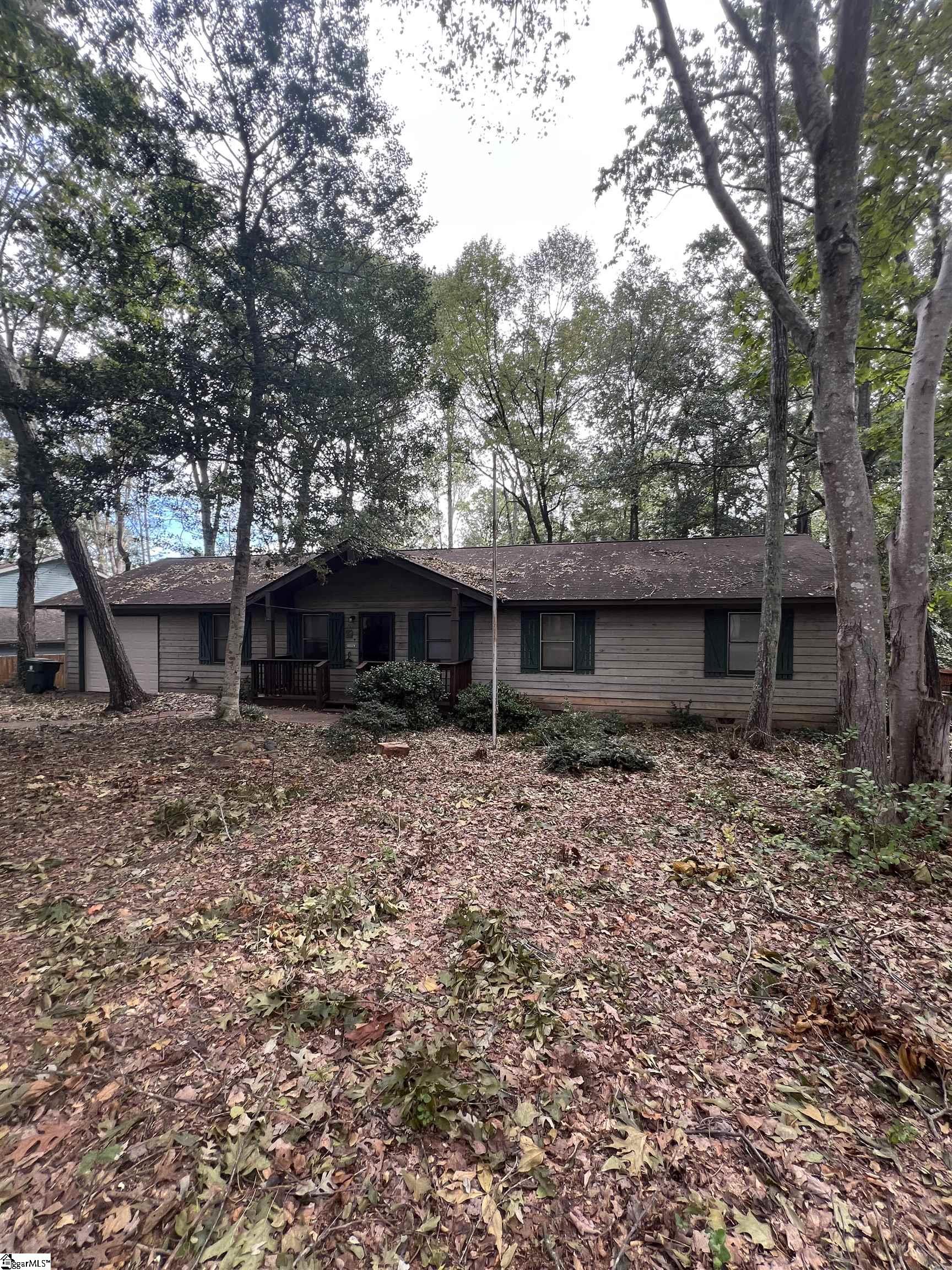 202 Tarleton Way, For Sale in Greer Zoocasa