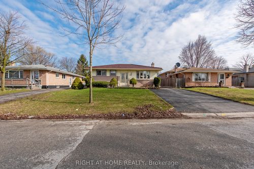 69 Alayne Cres, London, ON, N6E2A2 | Card Image