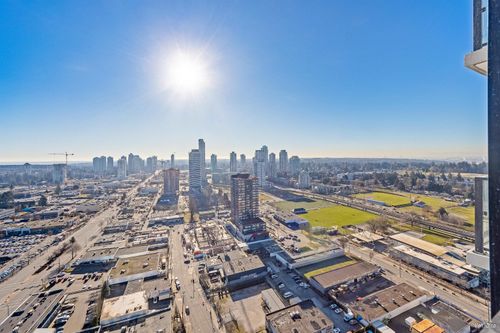 2805-10750 135a St, Surrey, BC, V3T0V4 | Card Image