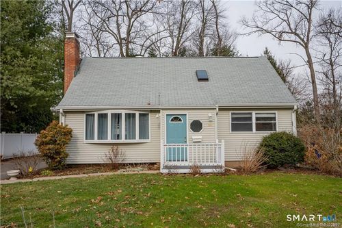34 John Smith Dr, West Hartford, CT, 06107-3632 | Card Image