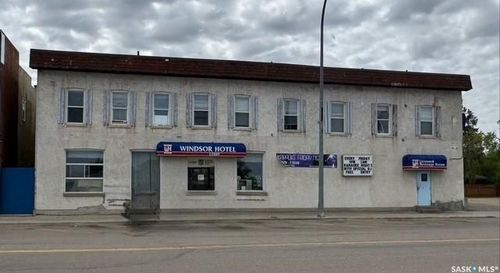 107 22nd St W, Battleford, SK, S0M0E0 | Card Image