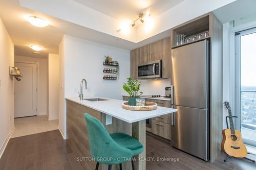 1601-805 Carling Ave, Ottawa, ON, K1S5W9 | Card Image
