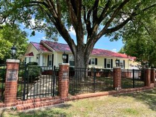 217 W 5th St, Plainview, AR, 72857-8008 | Card Image