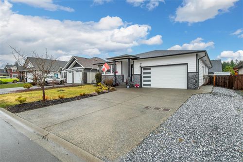 720 Sitka St, Campbell River, BC, V9H0E5 | Card Image