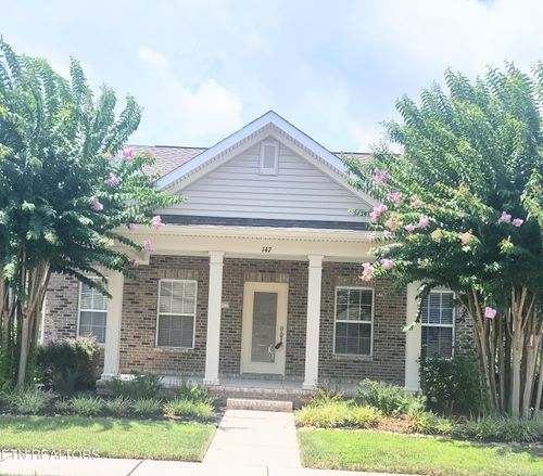 147 Hatleyberry St, Oak Ridge, TN, 37830-3026 | Card Image