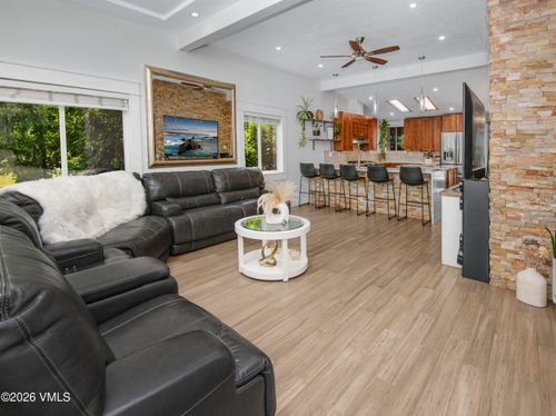 101 Pinion St, Gypsum, CO, 81637-5337 | Card Image