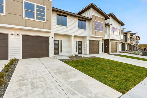 4609 Road 114, Pasco, WA, 99301 | Card Image