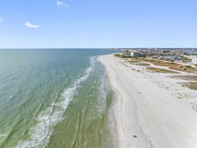11000 8 Th St E, House other with 4 bedrooms, 5 bathrooms and null parking in Treasure Island FL | Image 71