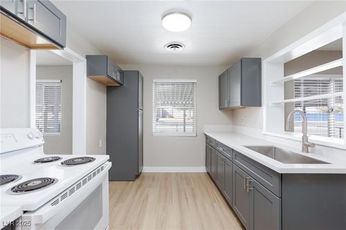 1300 E Nelson Ave, North Las Vegas, NV, 89030-5587 | Card Image