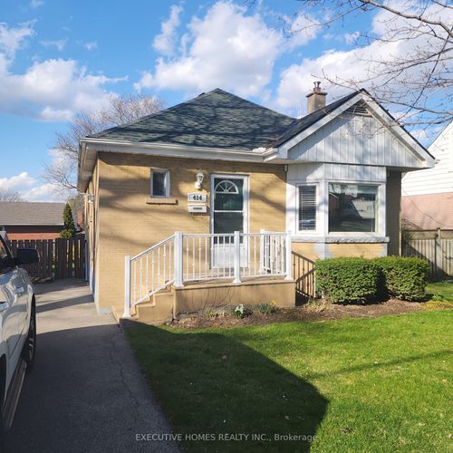 414 Sanatorium Rd, Hamilton, ON, L9C2A9 | Card Image