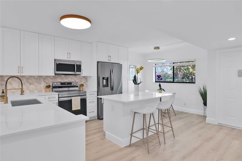 112-15461 Pembridge 112 Drive, Delray Beach, FL, 33484 | Card Image