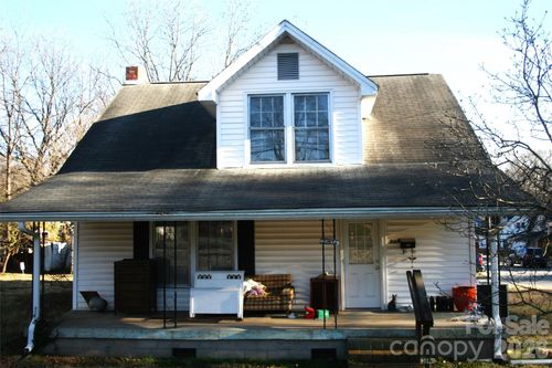 736 S Main St, Mooresville, NC, 28115-3430 | Card Image