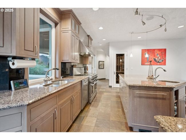 1276 Nw Meadows Dr, House other with 4 bedrooms, 3 bathrooms and 3 parking in McMinnville OR | Image 13