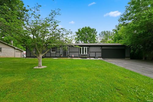 574 S Circle Drive, Warsaw, IN, 46580 | Card Image