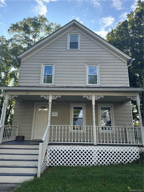20 Van Buren St, Warwick, NY, 10990-1418 | Card Image