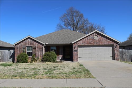 709 Olivia Ln, Centerton, AR, 72719-7808 | Card Image