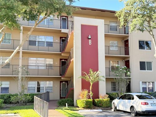 apt-416b-850 Sw 133rd Ter, Pembroke Pines, FL, 33027-1817 | Card Image