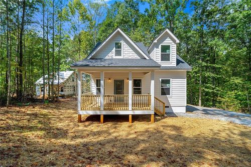 600 Trump Ct, Carrollton, GA, 30116-3802 | Card Image