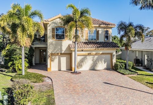 8685 Bayou Way N, PINELLAS PARK, FL, 33782 | Card Image