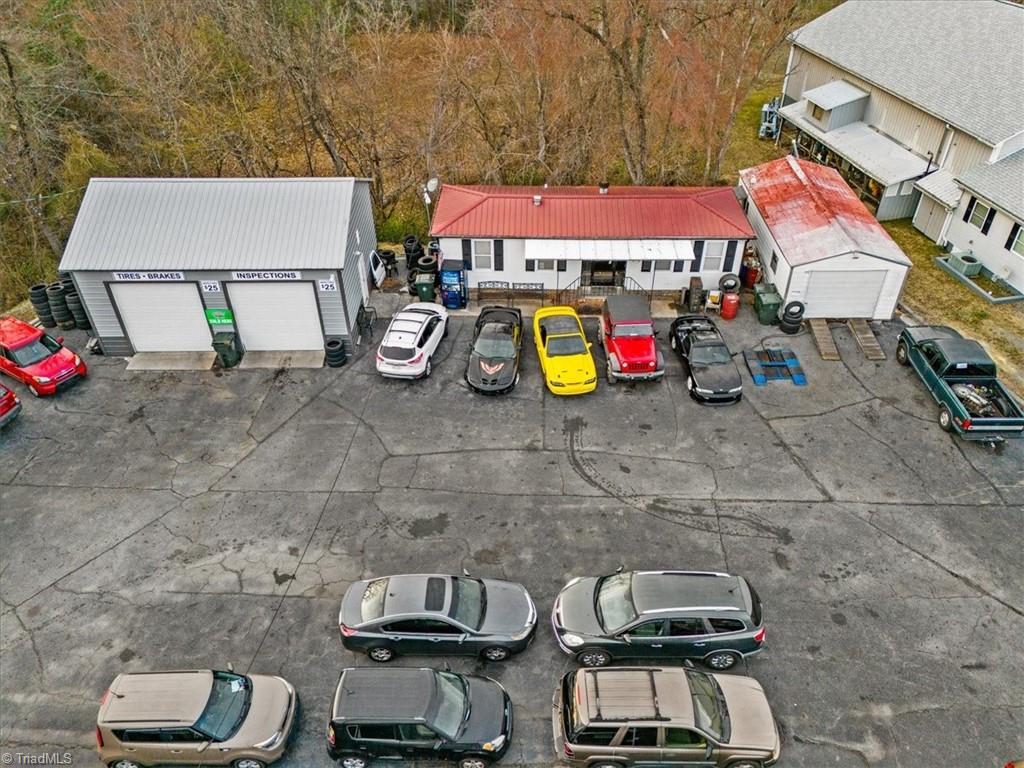 Commercial Sale in Thomasville 5