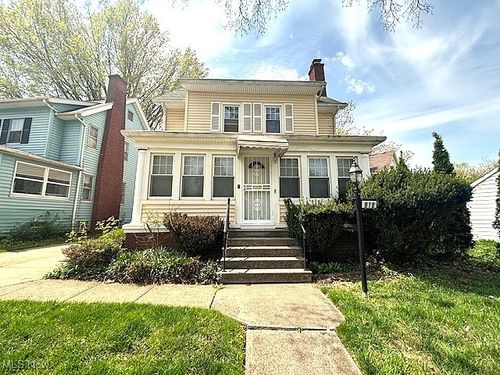 916 Whitby Rd, Cleveland Heights, OH, 44112-2348 | Card Image