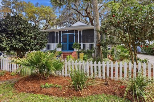 57 Henderson Ave, Savannah, GA, 31406-7554 | Card Image